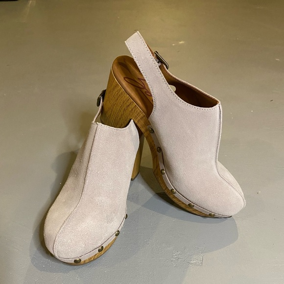 Zodiac Shoes - Zodiac Chessa. Women’s Clog